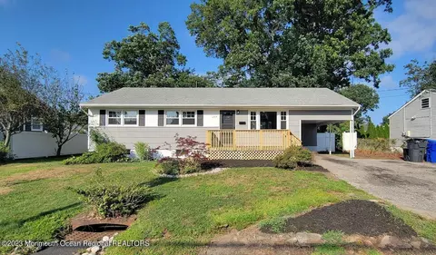 209 Midstreams Rd, Brick, NJ 08724