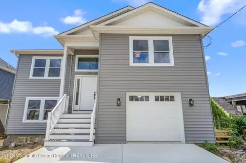 23 W Boat Dr, Little Egg Harbor, NJ 08087