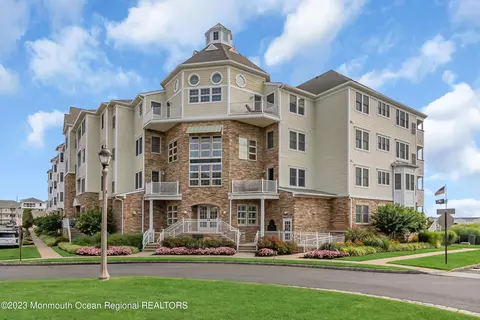 11 Cooper Ave #203, Long Branch, NJ 07740