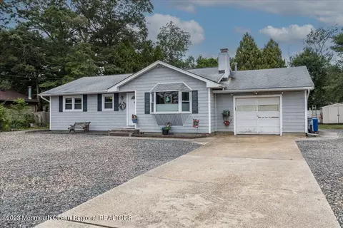458 Dock Rd, Forked River, NJ 08731