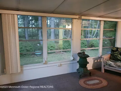 95 Sheffield Dr, Lacey, NJ 08734 photo 4