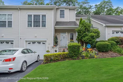 221 Frankfort Ave, Neptune City, NJ 07753