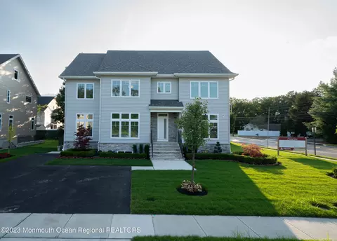 2 Prime Ln, Lakewood, NJ 08701