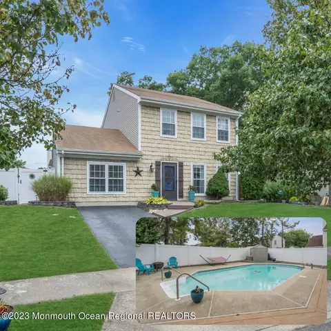 98 Ravenwood Blvd, Barnegat, NJ 08005