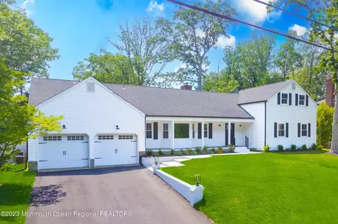633 Summit Pl, Brielle, NJ 08730