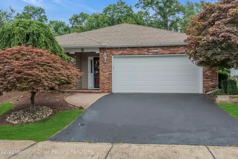 64 Murray Hill Ter, Marlboro, NJ 07746