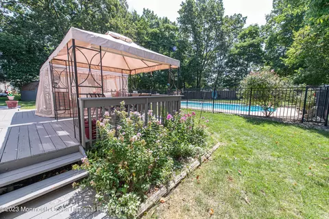 7 Hampton Rd, Howell, NJ 07731 photo 36