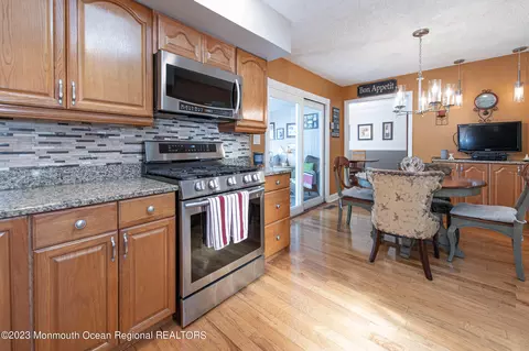 7 Hampton Rd, Howell, NJ 07731 photo 14