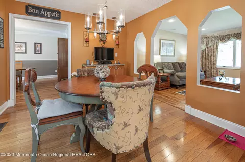 7 Hampton Rd, Howell, NJ 07731 photo 16