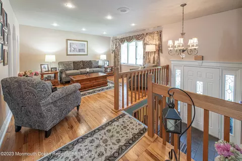 7 Hampton Rd, Howell, NJ 07731 photo 6