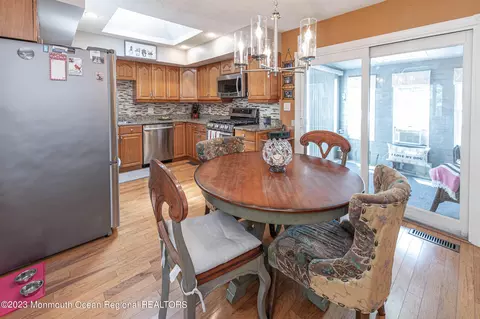 7 Hampton Rd, Howell, NJ 07731 photo 12