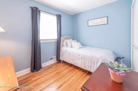 7 Hampton Rd, Howell, NJ 07731 photo 20