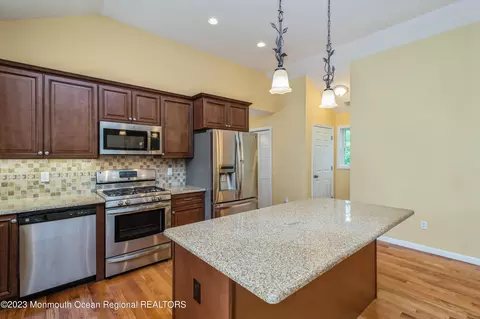 30 Lagoon Dr E, Brick, NJ 08723 photo 9