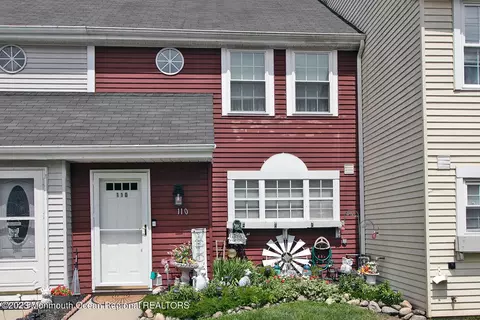 110 Teaberry Ct, Tuckerton, NJ 08087