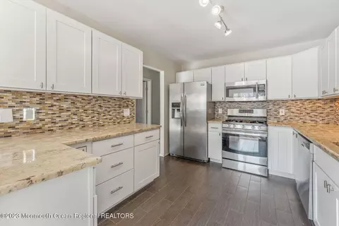 460 Deuce Dr, Wall, NJ 07719 photo 5