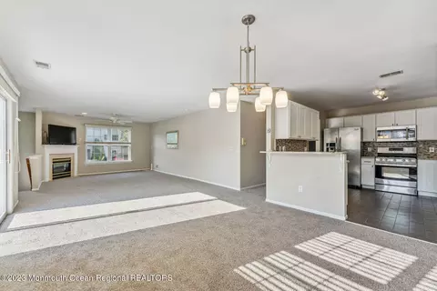 460 Deuce Dr, Wall, NJ 07719 photo 7