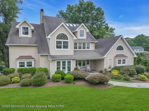2517 Autumn Dr, Manasquan, NJ 08736