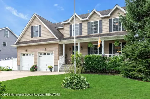 2414 Dorset Dr, Point Pleasant, NJ 08742