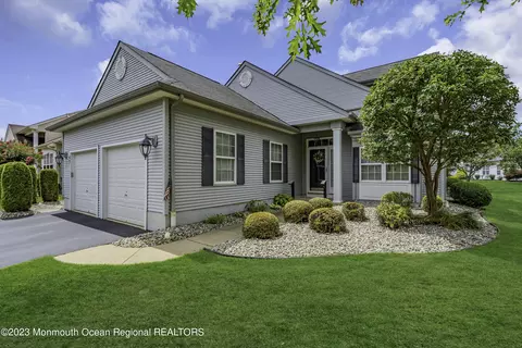 42 Verona Dr, Manchester, NJ 08759