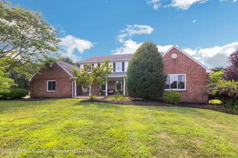 3 Cheryl Ln, Millstone, NJ 08510