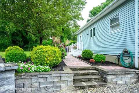 1643 Burrsville Rd, Brick, NJ 08724