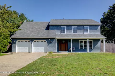 9 Leeds Ct, Brick, NJ 08724