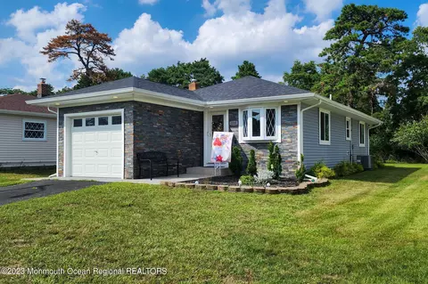 118 Biabou Dr, Berkeley, NJ 08721