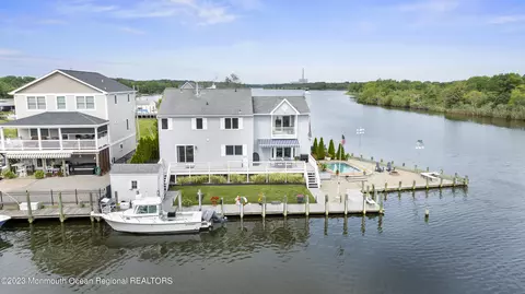42 Capstan Rd, Waretown, NJ 08758 photo 3