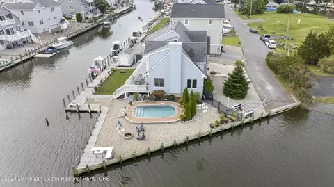 42 Capstan Rd, Waretown, NJ 08758 photo 4