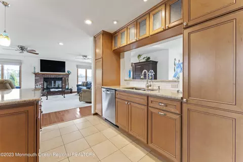 42 Capstan Rd, Waretown, NJ 08758 photo 8
