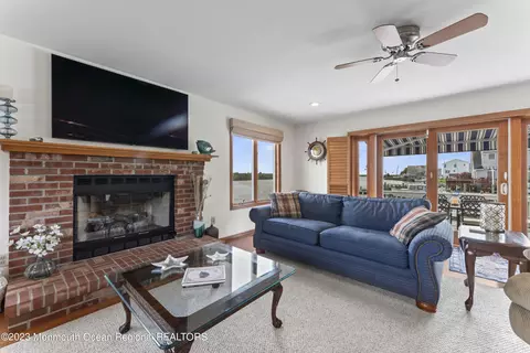 42 Capstan Rd, Waretown, NJ 08758 photo 11