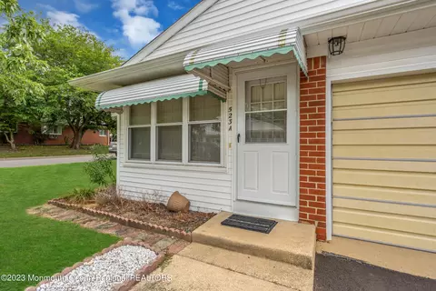 523 Lilac Ln # A, Whiting, NJ 08759