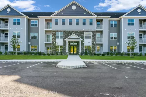 750 Lighthouse Dr #2303, Barnegat, NJ 08005