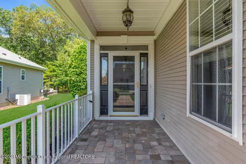 18 Devonshire Way, Jackson, NJ 08527 photo 4