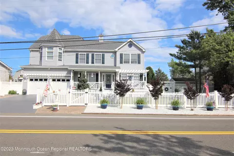 1129 Bayview Ave, Bayville, NJ 08721