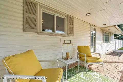 39 Sunset Dr, Howell, NJ 07731 photo 5