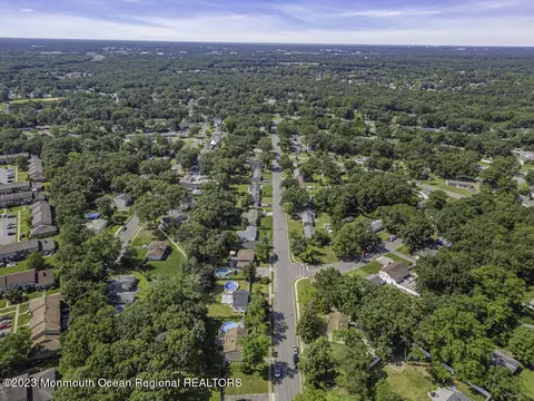 39 Sunset Dr, Howell, NJ 07731 photo 104