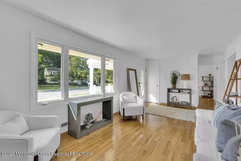 39 Sunset Dr, Howell, NJ 07731 photo 9