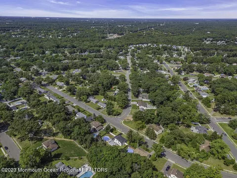 39 Sunset Dr, Howell, NJ 07731 photo 128