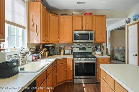 1 Chiswick Dr, Jackson, NJ 08527 photo 14