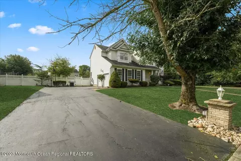 1 Chiswick Dr, Jackson, NJ 08527 photo 2