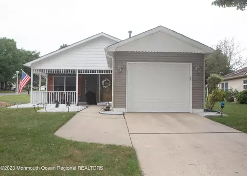 1854 Buttonwood Ave, Toms River, NJ 08755