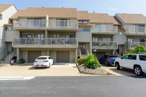 1540 Ocean Ave #3, Sea Bright, NJ 07760