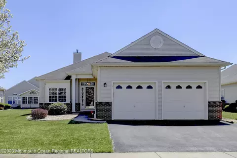 12 Vecchio Rd, Manchester, NJ 08759