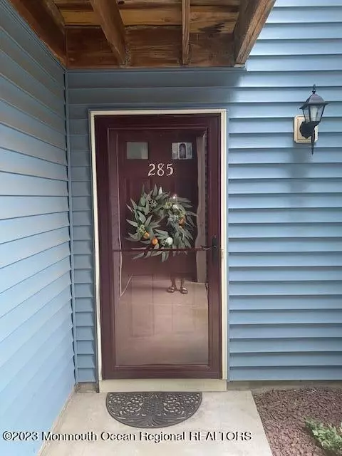 285 Cozzens Ct #285, East Brunswick, NJ 08816