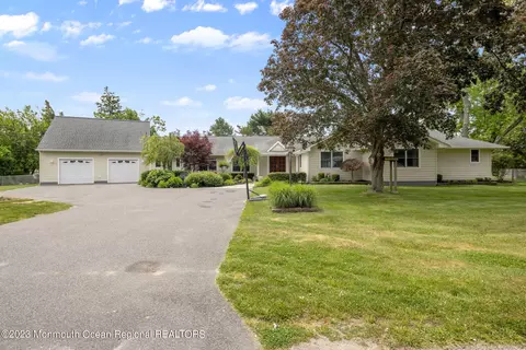 210 Kelly Ave, Tuckerton, NJ 08087