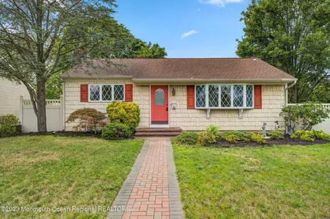 114 Flack St, Toms River, NJ 08753