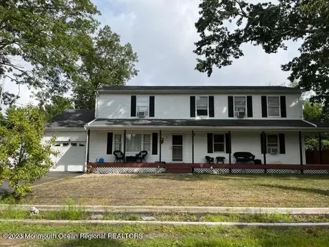 7 Bob White Ct, Forked River, NJ 08731