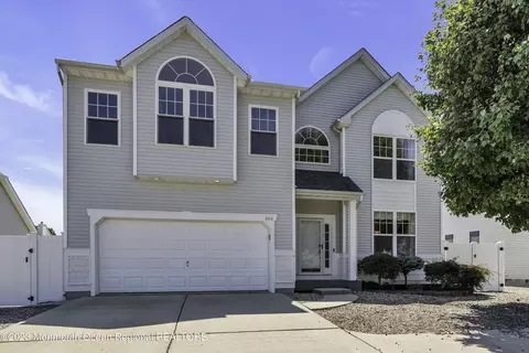 303 Bayview Ave, Berkeley, NJ 08721