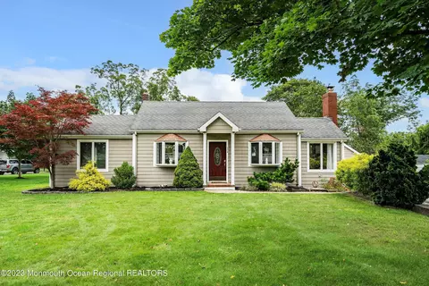 1910 New Bedford Rd, Wall, NJ 07719